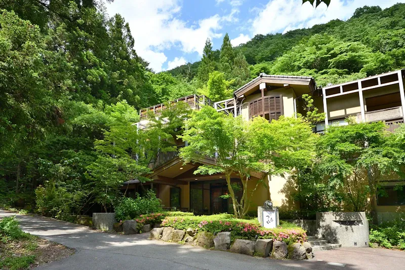 鹿覗きの湯 つるや